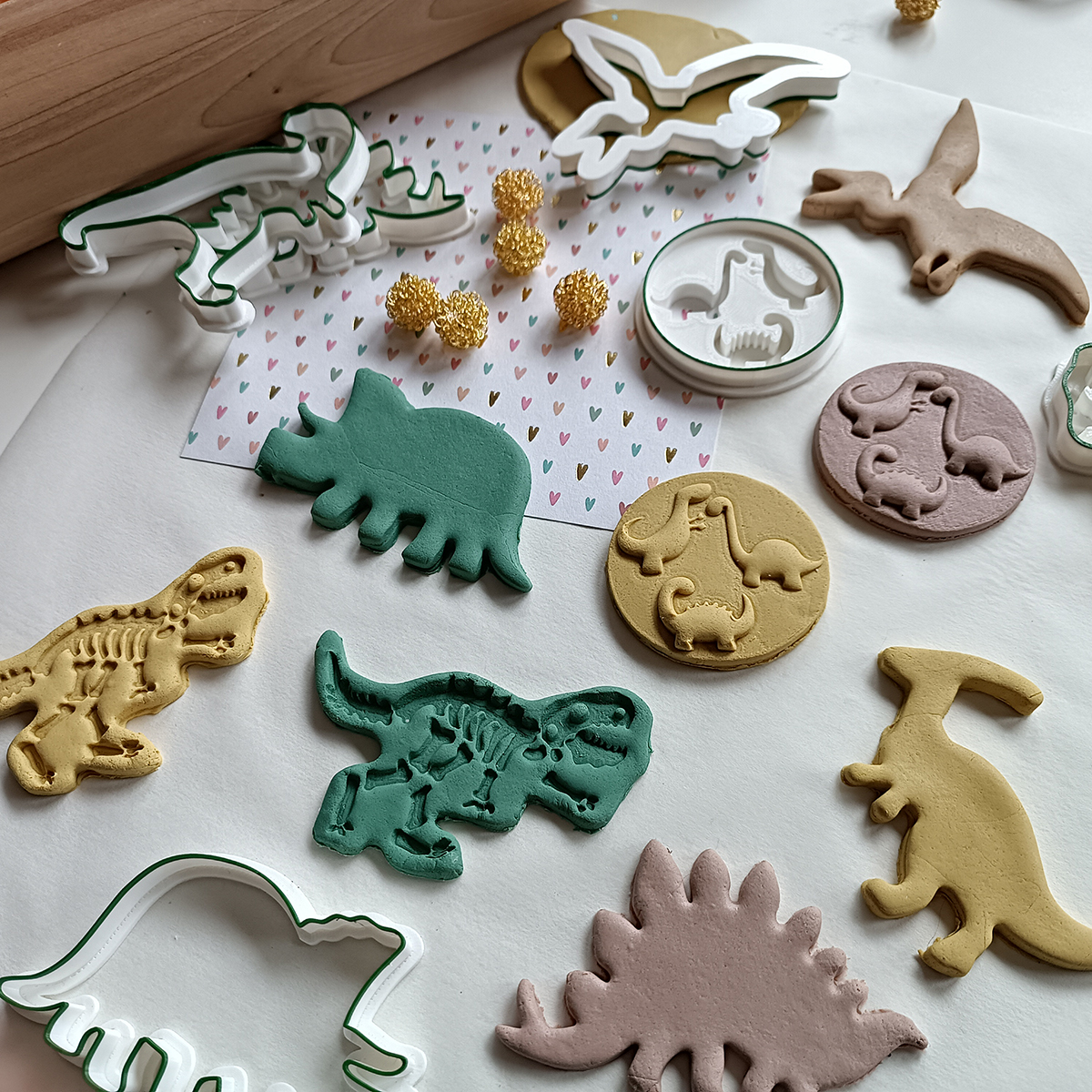 Dinos