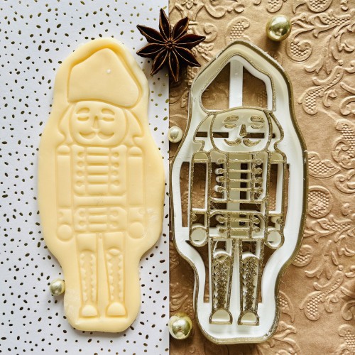 Nut Cracker 2023 (shape)